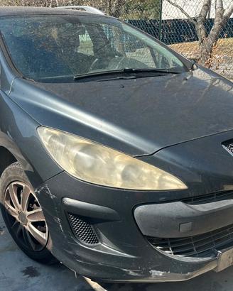 PEUGEOT 308 per ricambi usati