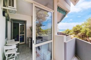 Balcone fronte spiagge a rivabella 4posti centro