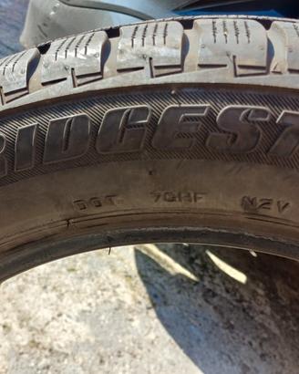 4 Gomme Bridgestone Blizzak LM-25