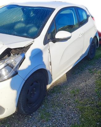 Ricambi Peugeot 208 1.6 Hdi del 2016