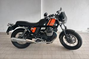  moto guzzi v7 special  del 2013