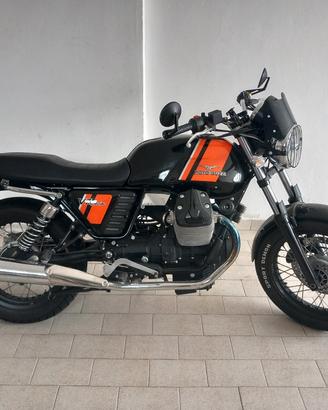  moto guzzi v7 special  del 2013