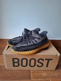 Yeezy Boost 350 v2 Carbon