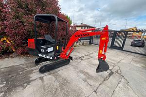 E230 - Mini escavatore 15 q PEL JOB EC15