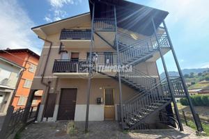 DUE LOCALI SENZA SPESE IN ZONA CENTRALE