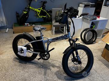 Bicicletta  Big Bad con forcine ammortizzate