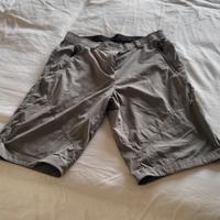 Pantaloni trekking
