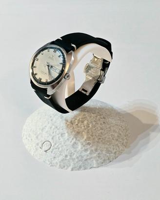 Stand orologio per moonswatch