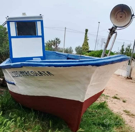 Barca da pesca con licenza