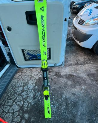 sci alpino da gara Fischer RC4