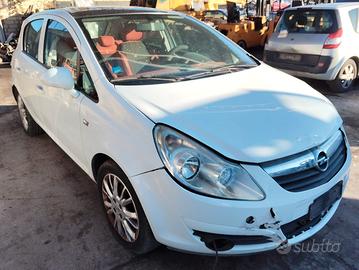 Ricambi Opel Corsa 1.3 benzina anno 2009