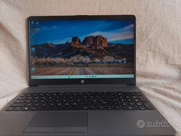 Notebook Portatile HP 255 G9 15.6" 8GB