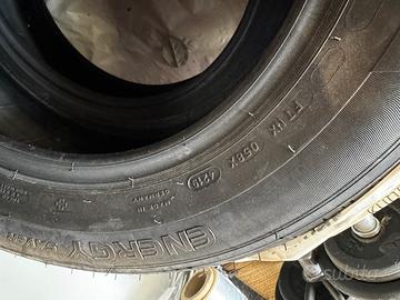 Treno di gomme 185/65 R15 10/2019