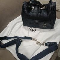 Stupenda borsa vernice blu Dolce& Gabbana 