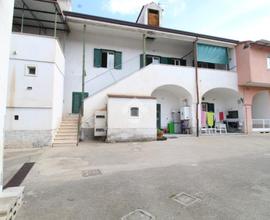 2 LOCALI A CASERTA