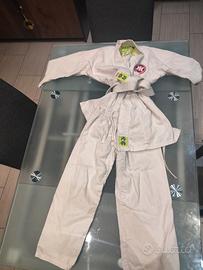 Set Karate Bambino/a (Taglia 110) Completo.