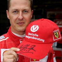 Cappello Ferrari Autografato Schumacher