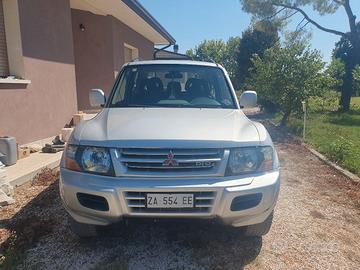 mitubishi pajero