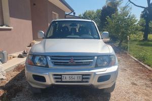 mitubishi pajero