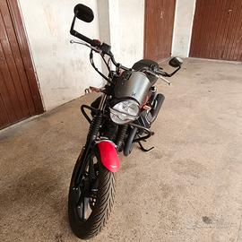 Moto Guzzi V7 Stone Rossa – Solo 3.372 km