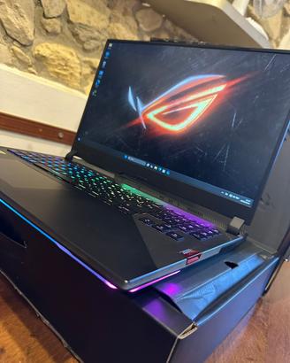 Asus ROG STRIX G733QS 17