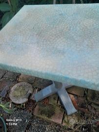 coppia di tavolini in ferro 58x58x73 usati