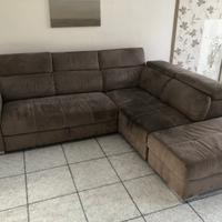 Divano moderno tortora