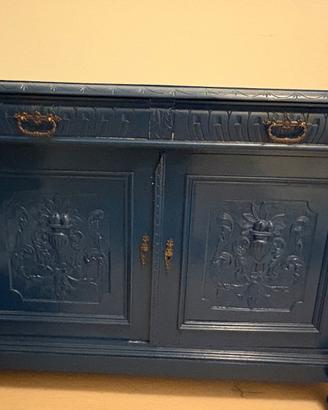 Credenza rimodellata