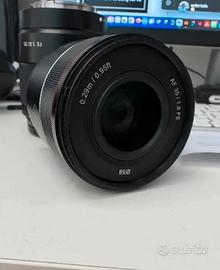 Obbiettivo Samyang 35mm f/1.8 attacco Sony E