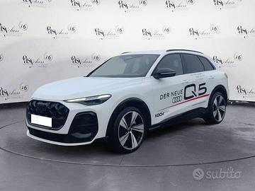 Audi Q5 40 TDI 204 CV quattro S tronic S-LINE...