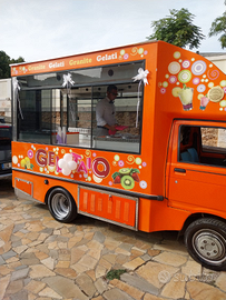 Auto negozio gelateria piaggio Porter Maxxi