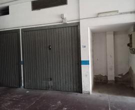 Pitz'e Serra via Olanda box 22 mq