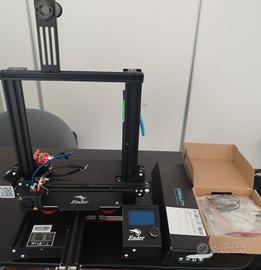 
Stampante 3D Ender 3 Pro con upgrade e accessori 
