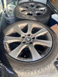 Gomme e cerchi originali BMW 245/40 r18