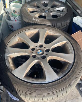Gomme e cerchi originali BMW 245/40 r18
