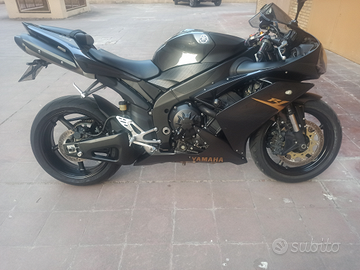 Yamaha R1 2009