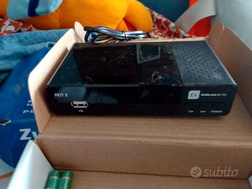 DVB T2, UNIVERSAL RCU, HD Ecc. APRI GUARDA LE FOTO