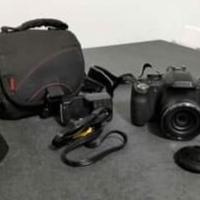 Fotocamera Fujifilm con borsa