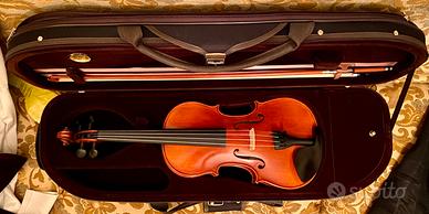 Violino 4/4 FAREAST MODELLO C FENICE 250€
