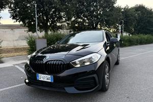 BMW SERIE 1 2021