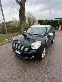 Mini Countryman Cooper D ALL4 - 1.6 turbo (112 CV)