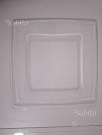 8 Piatti quadrati