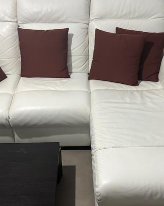 DIVANO QUATTRO POSTI CON CHAISE LINGUE