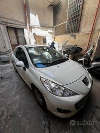 Vendita Peugeot 207 autocarro 2 posti