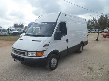 Iveco Daily 35s12 furgone medio alto