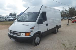 Iveco Daily 35s12 furgone medio alto