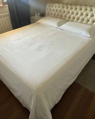 letto chesterfield in pelle