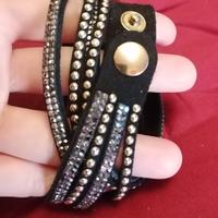 bracciale in pelle scamosciata e swaroski