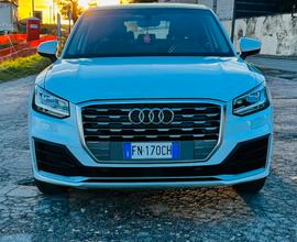 Audi Q2 1.6 116cv S-Line exterior