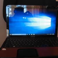 Pc portatile toshiba satellite c855-1u4 usato